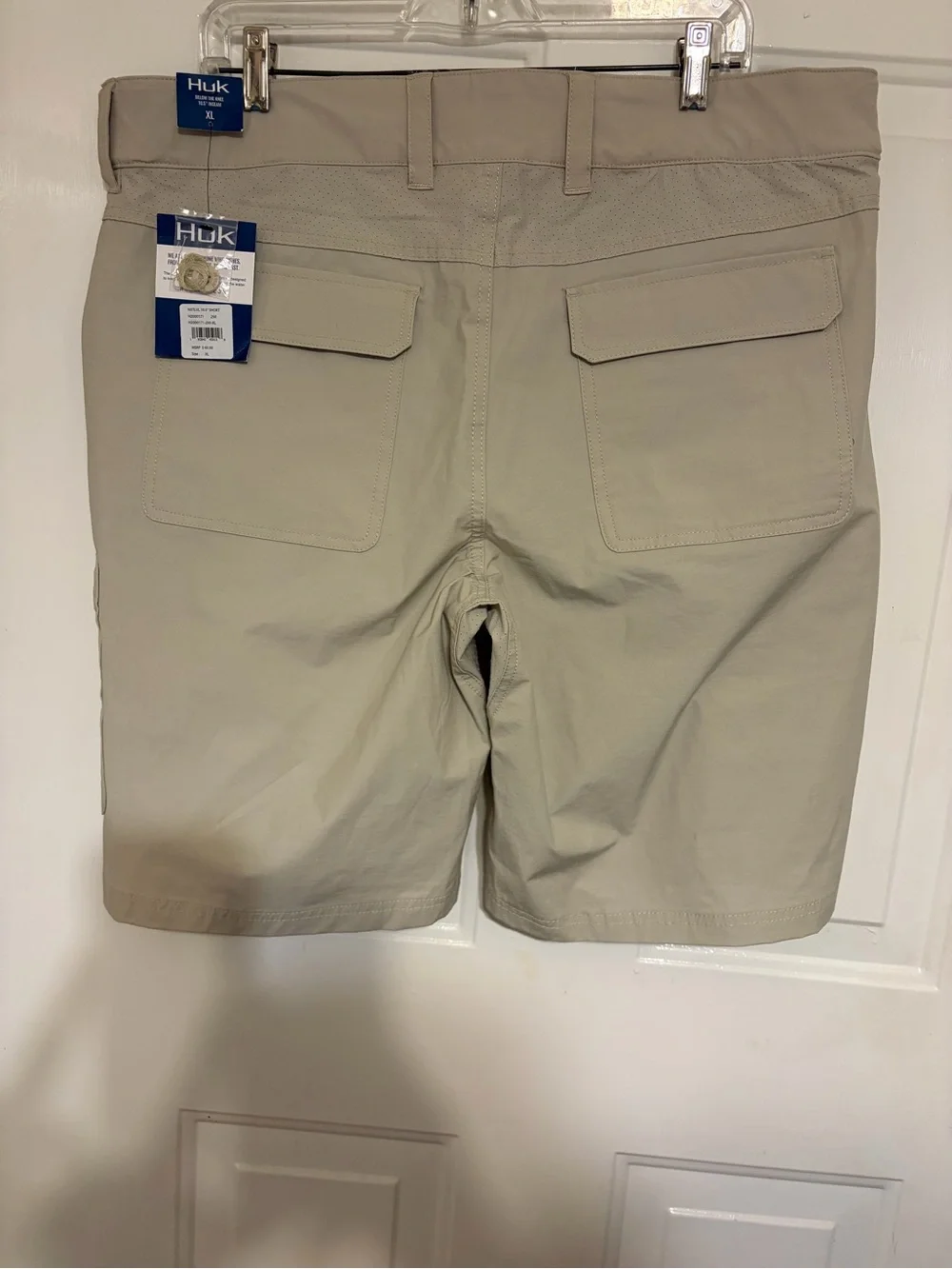HUK Fishing Men's Performance Fishing Khaki Shorts Size XL New with Tags